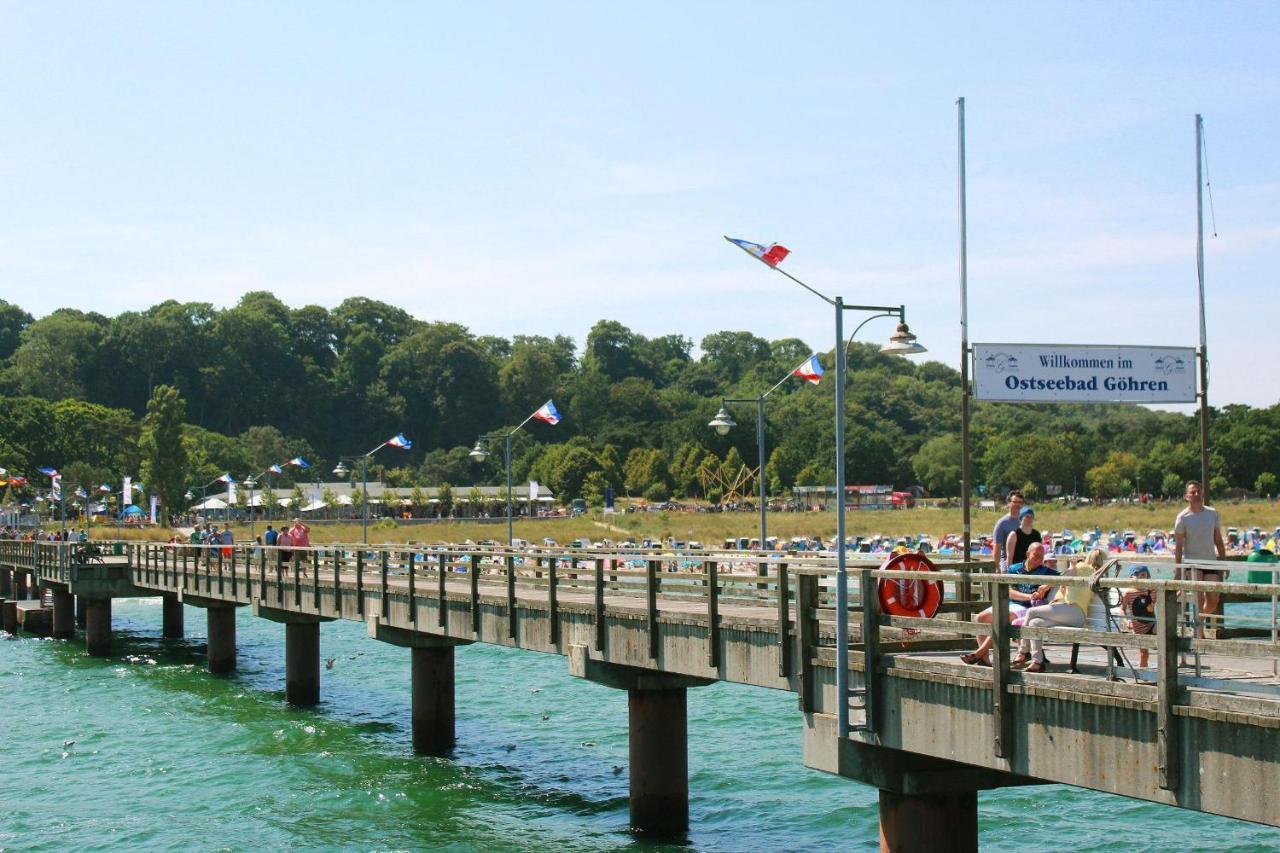 Fewo Mit Terrasse, Gratis Nutzung Vom Ahoi Erlebnisbad Und Sauna In Sellin - Haus Blick Zur See Fewo 13 Goehren  Esterno foto