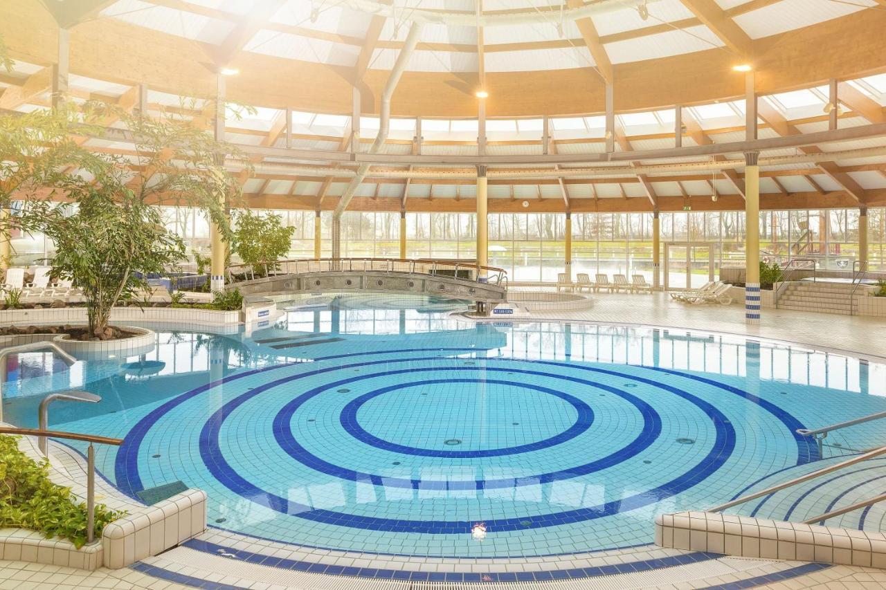 Fewo Mit Terrasse, Gratis Nutzung Vom Ahoi Erlebnisbad Und Sauna In Sellin - Haus Blick Zur See Fewo 13 Goehren  Esterno foto