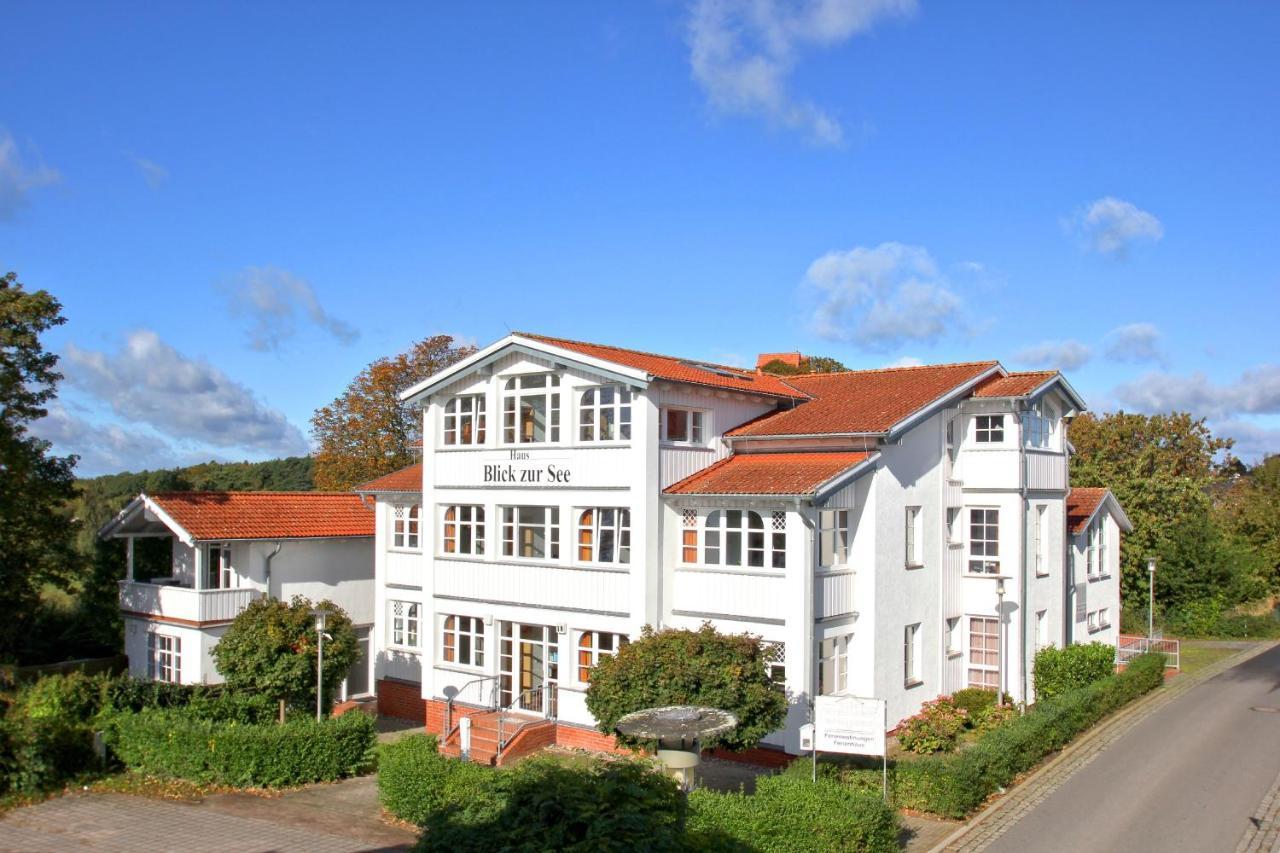 Fewo Mit Terrasse, Gratis Nutzung Vom Ahoi Erlebnisbad Und Sauna In Sellin - Haus Blick Zur See Fewo 13 Goehren  Esterno foto